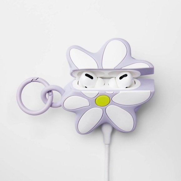 heyday Daisy Earbuds Case Cover in Soft Purple - Picture 3 of 7